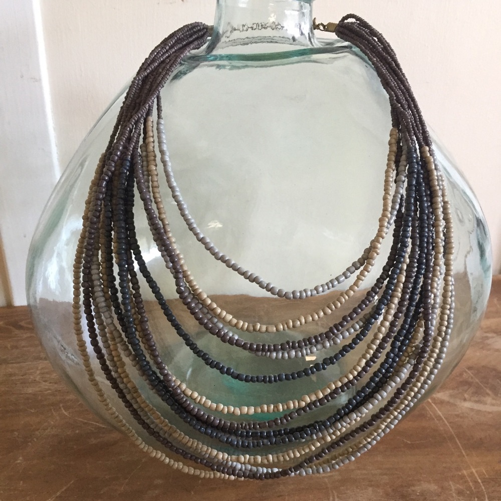 Gorgeous Beaded Necklace NWOT
